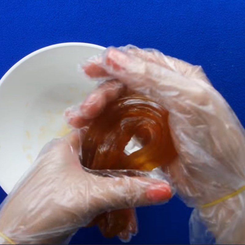 Bước 3 Kéo kẹo chỉ Kẹo chỉ