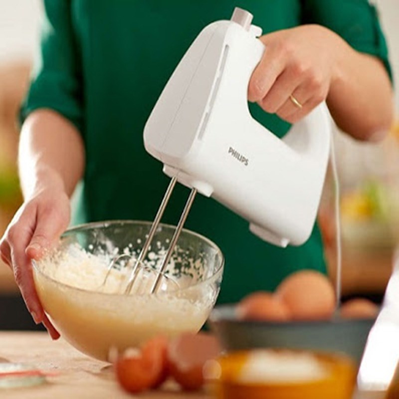 Cách 2 Đánh tan trứng với bơ Bánh bông lan bơ nho