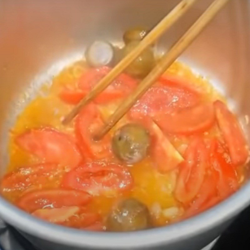 Bước 3 Nấu canh Canh chua cá khoai