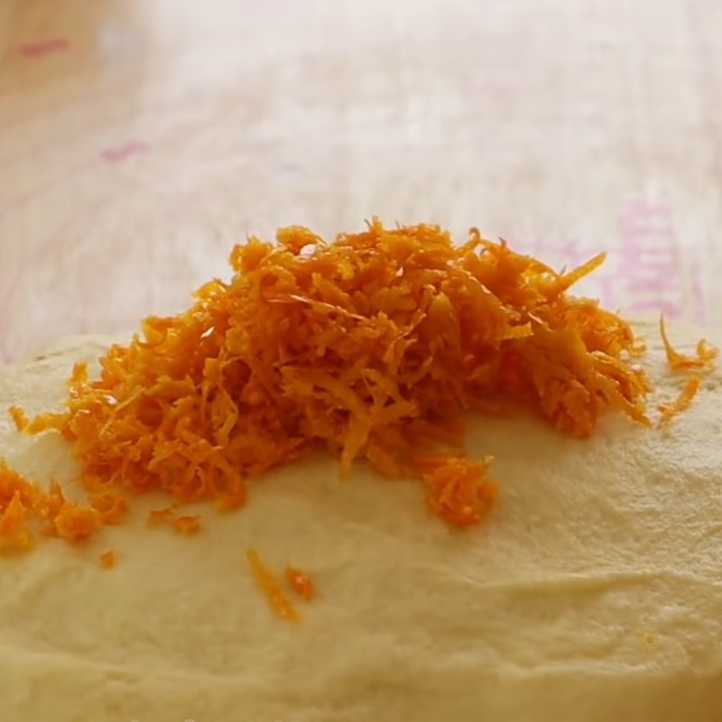 Bước 4 Nhào bột Bánh mì cam