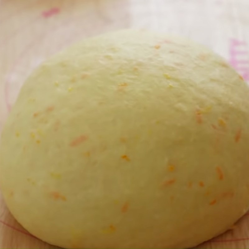 Bước 4 Nhào bột Bánh mì cam