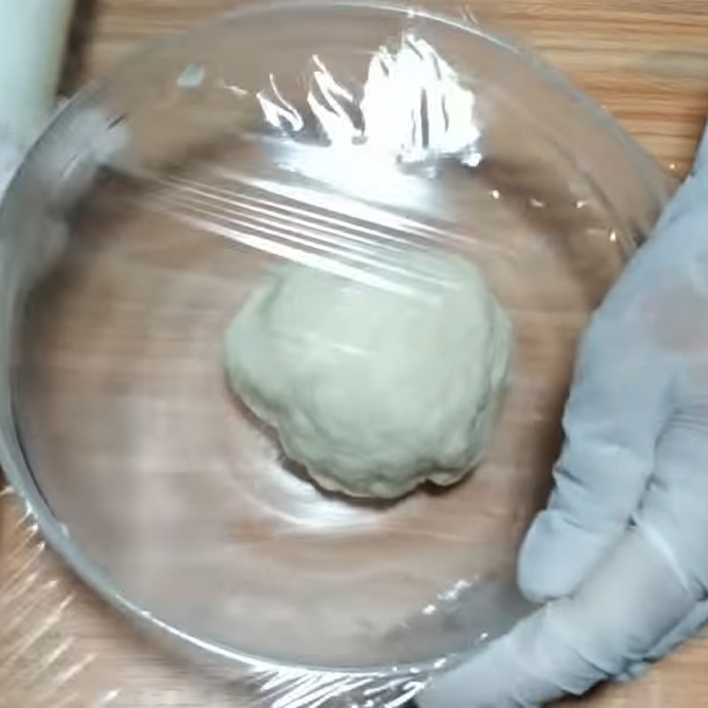 Bước 2 Nhào bột Bánh bao nhân phô mai sữa