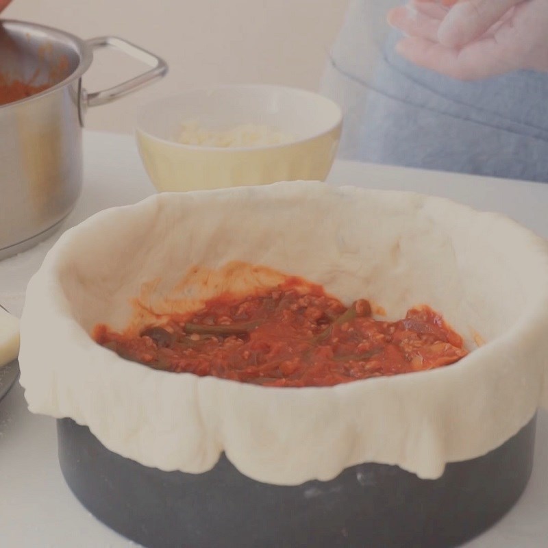 Bước 5 Xếp nhân Pizza Chicago