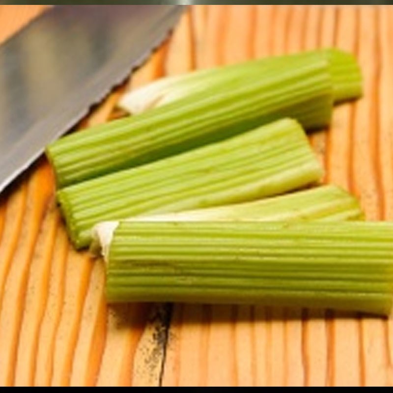 Bước 1 Sơ chế nguyên liệu Súp măng tây