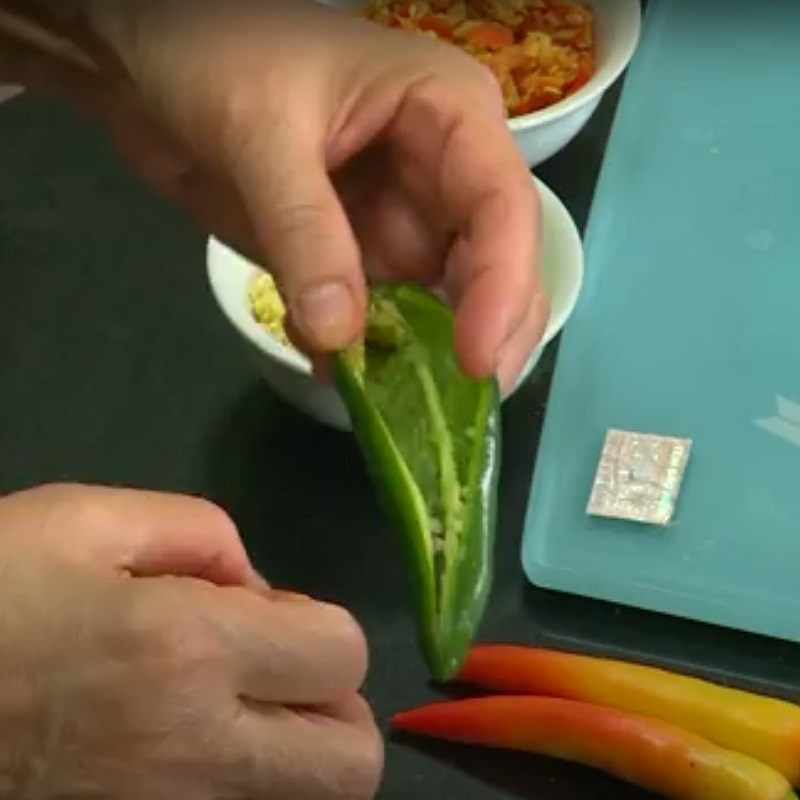 Bước 1 Sơ chế nguyên liệu Kim chi ớt chay