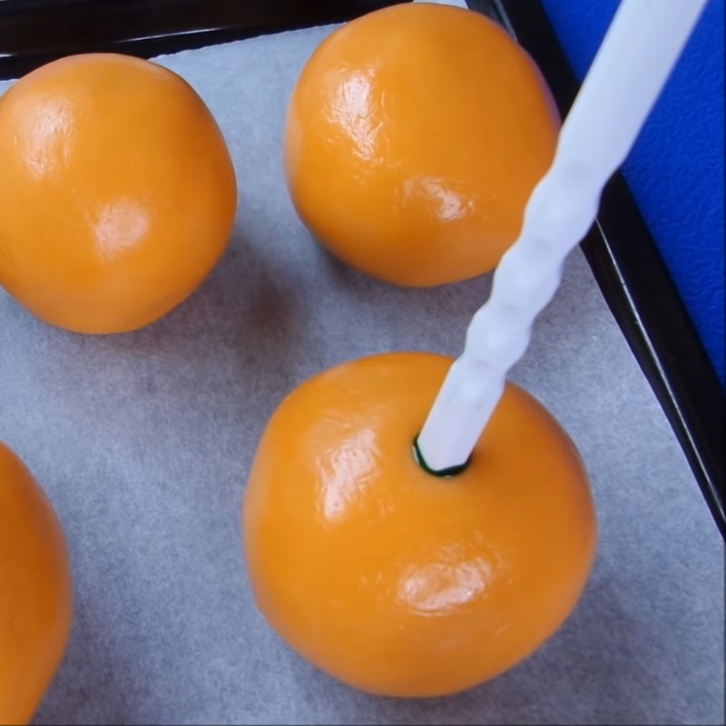 Bước 3 Tạo hình bánh Bánh trung thu hình quả cam