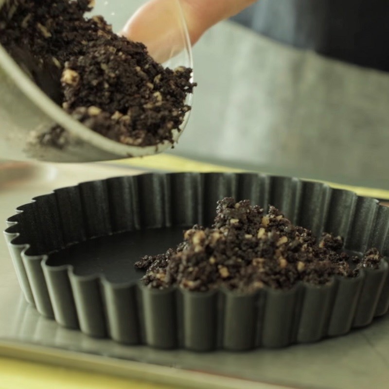 Bước 3 Tạo hình vỏ bánh Bánh tart oreo matcha