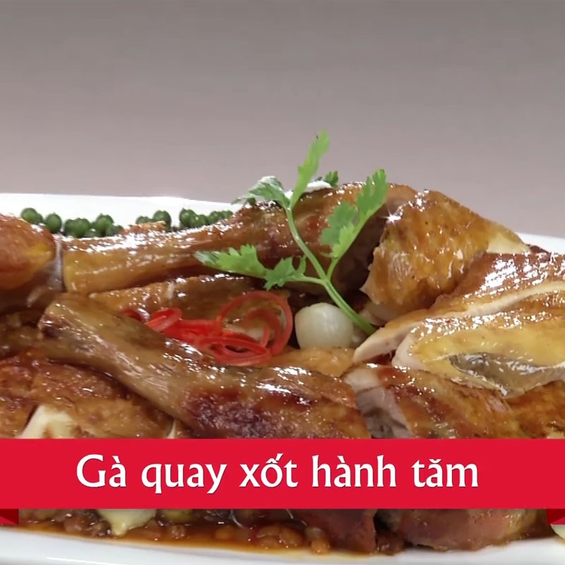 Bước 6 Thành phẩm Gà quay chảo sốt hành tăm