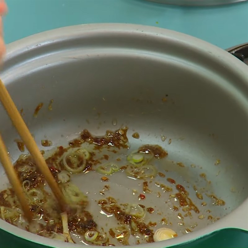 Bước 1 Xào mắm ruốc chay Bún gỏi già chay