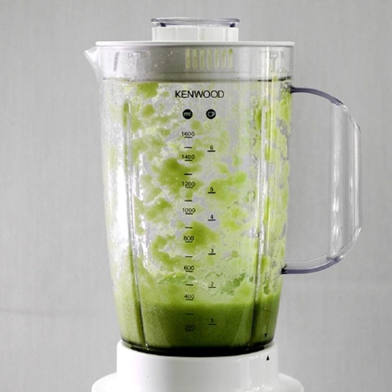 Bước 2 Xay cần tây Cocktail cần tây