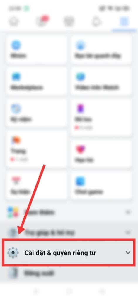 Chọn Cài đặt & quyền riêng tư.