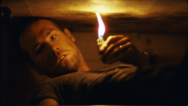 Buried (Chôn Sống) (2010)