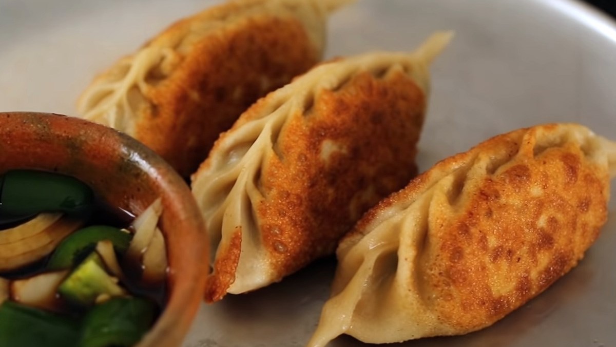 Bánh xếp mandu nhân kim chi Hàn Quốc