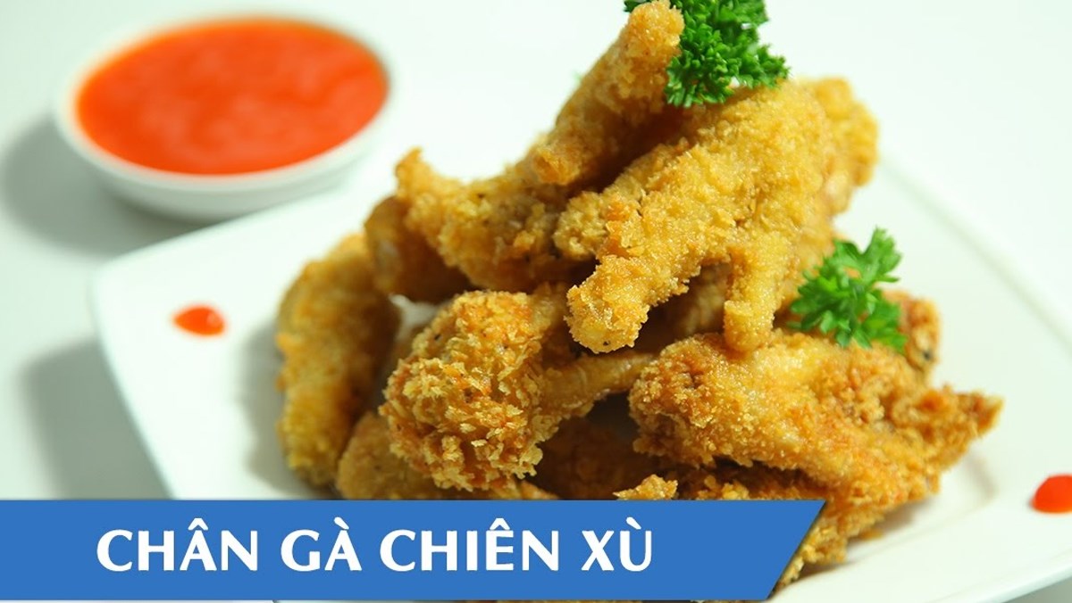 Nguyên liệu cần chuẩn bị để làm chân gà chiên giòn là gì?
