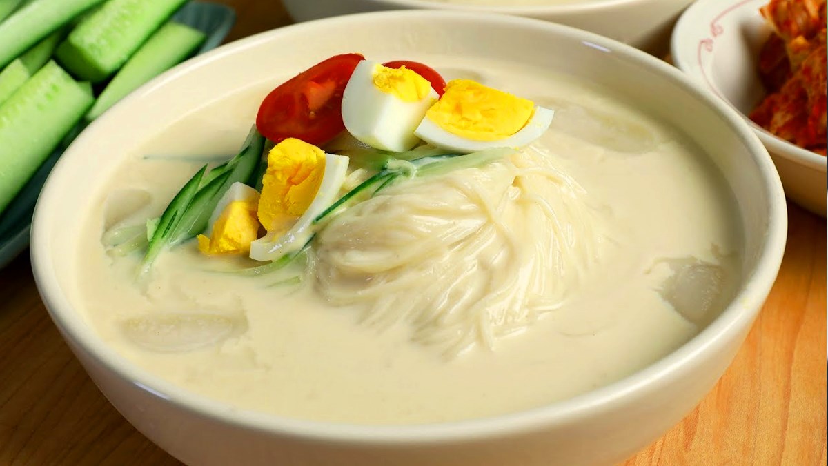 Mì lạnh sữa đậu nành (Kongguksu) Hàn Quốc