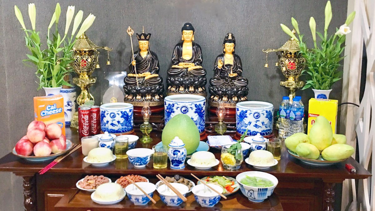 Mâm cỗ cúng Rằm tháng 7