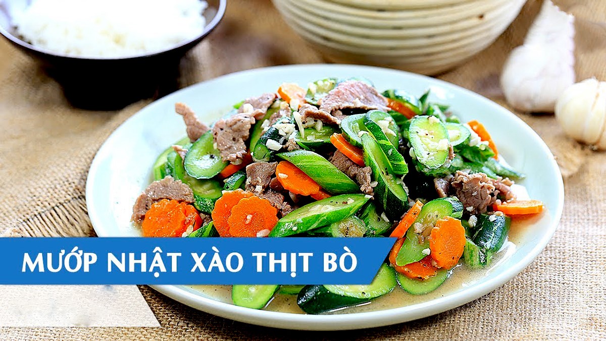 mướp Nhật xào thịt bò và xào trứng