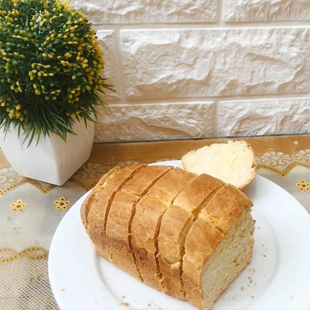 Cách làm bánh mì gối bằng nồi chiên không dầu dai mềm thơm ngon đơn giản