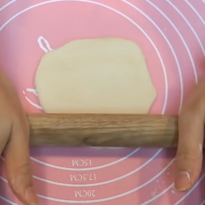 Bước 2 Chia và bọc nhân bánh Bánh bao nấm nhân đậu xanh