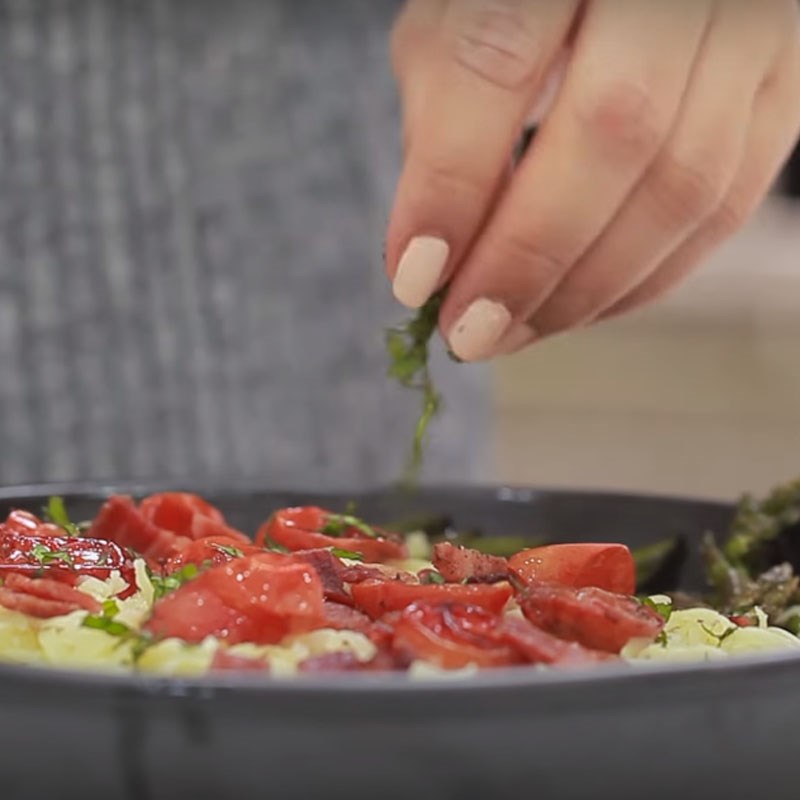 Bước 3 Cho phô mai lên Măng tây nướng phô mai