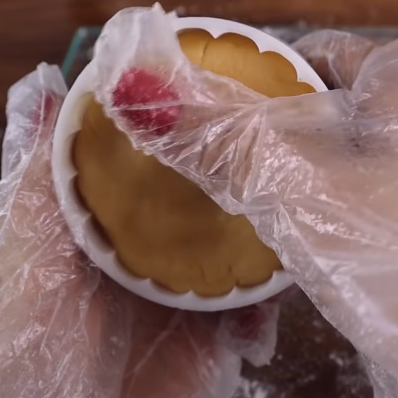 Bước 7 Đóng bánh Bánh trung thu đậu xanh trứng muối sầu riêng bằng nồi cơm điện