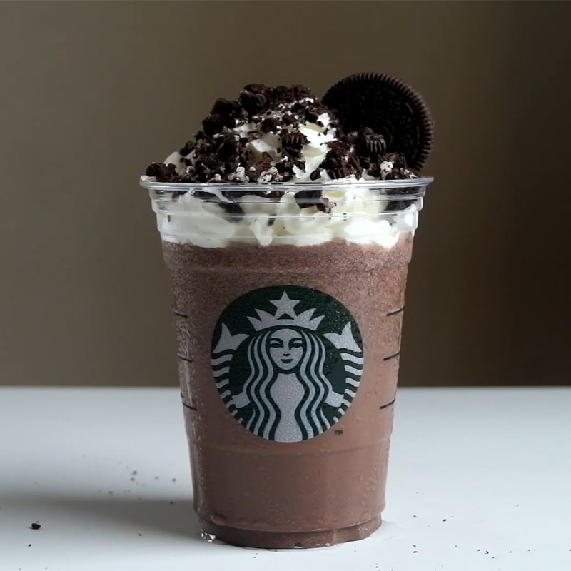 Bước 2 Hoàn thành Oreo Frappuccino