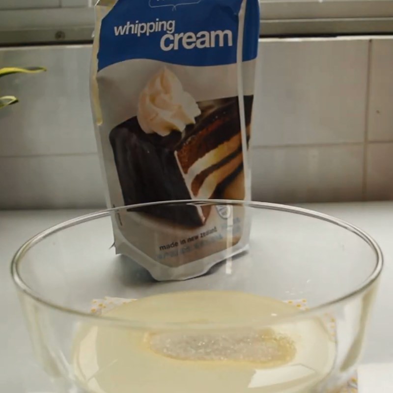 Bước 5 Làm kem phủ Bánh bông lan trà đào