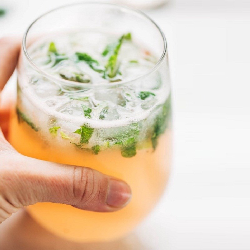 Bước 2 Làm mojito Mojito bưởi mật ong