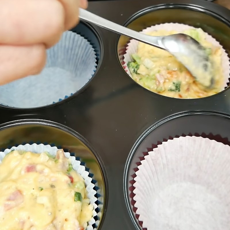 Bước 5 Nướng bánh Muffin bông cải xanh