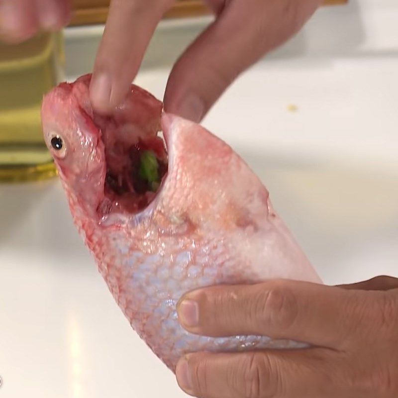 Bước 1 Sơ chế cá Cá diêu hồng sốt nấm
