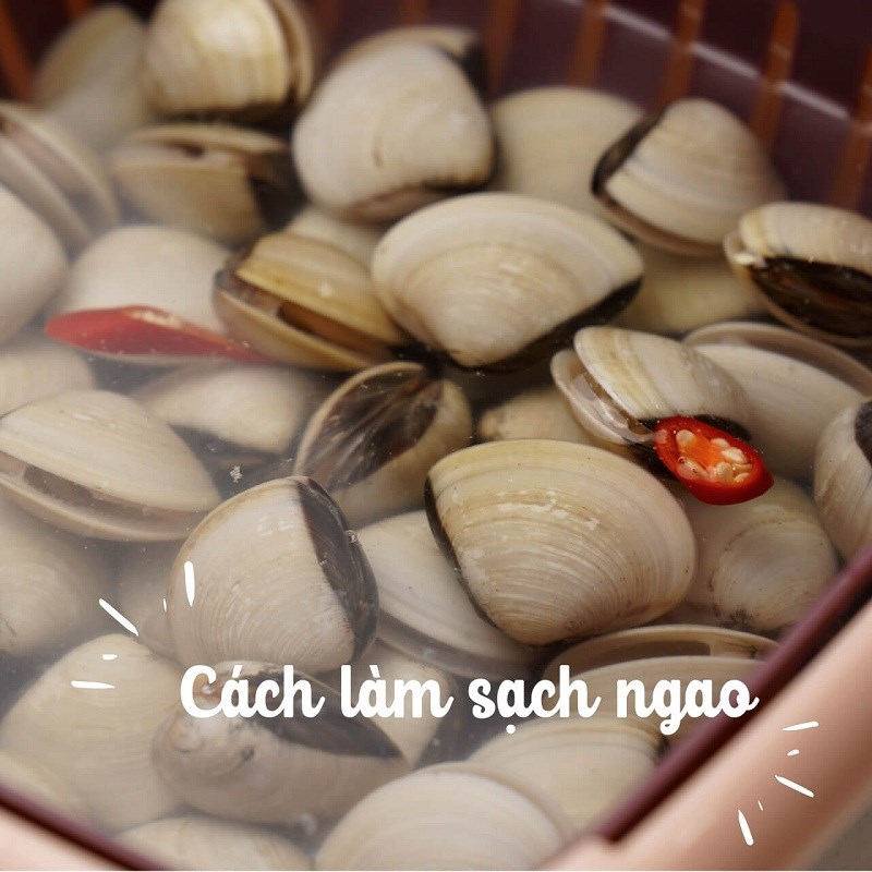 Bước 1 Sơ chế ngao (nghêu) Ngao (nghêu) cháy tỏi