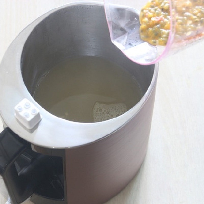 Bước 1 Sơ chế nguyên liệu Thạch táo chanh dây