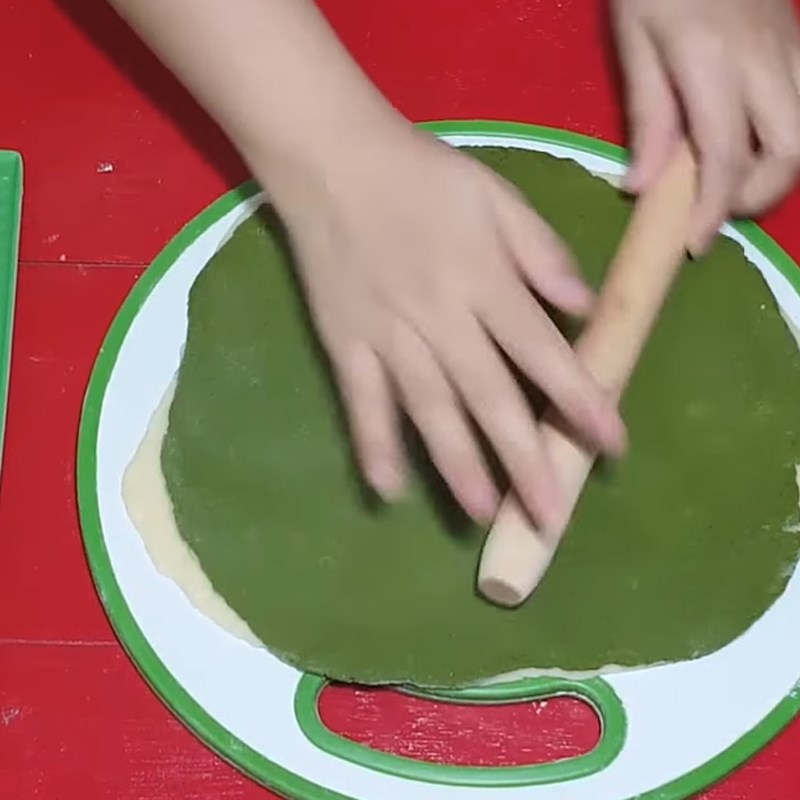 Bước 3 Tạo hình bánh Bánh tai heo vị trà xanh