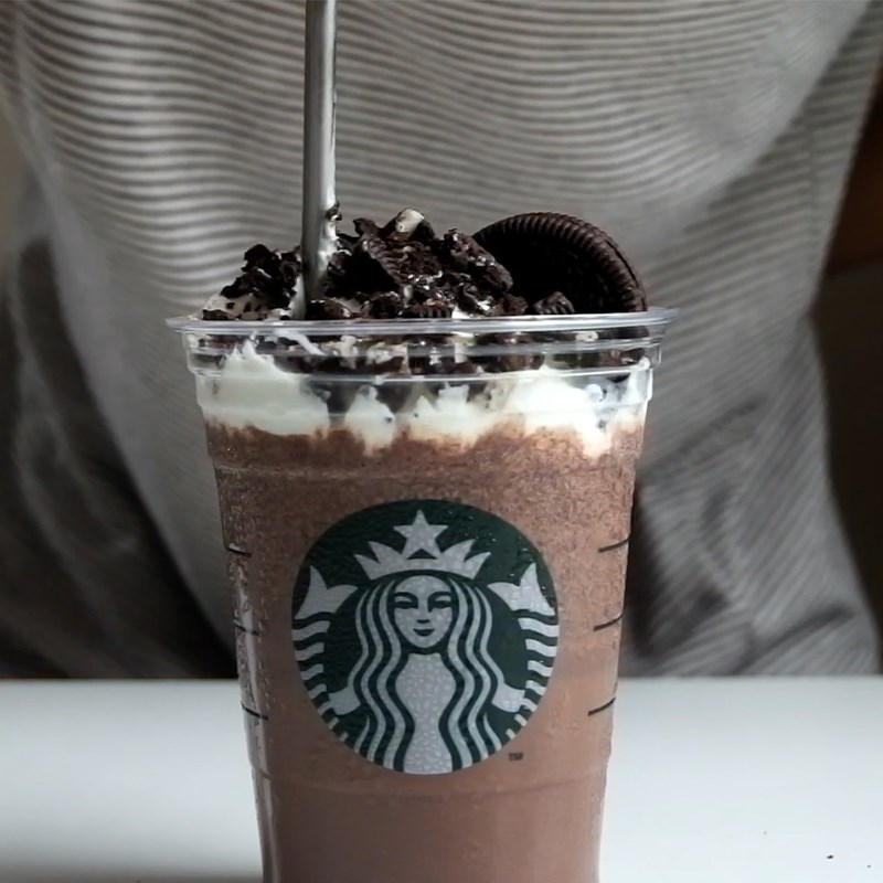 Bước 3 Thành phẩm Oreo Frappuccino