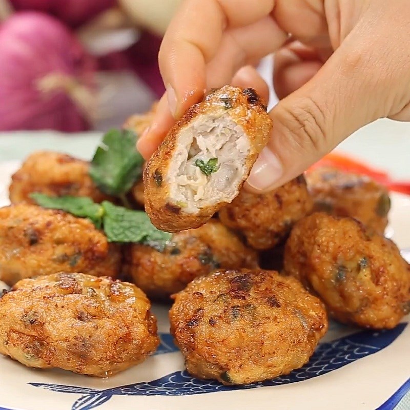 Bước 6 Thành phẩm Chả ngao (nghêu) chiên giòn