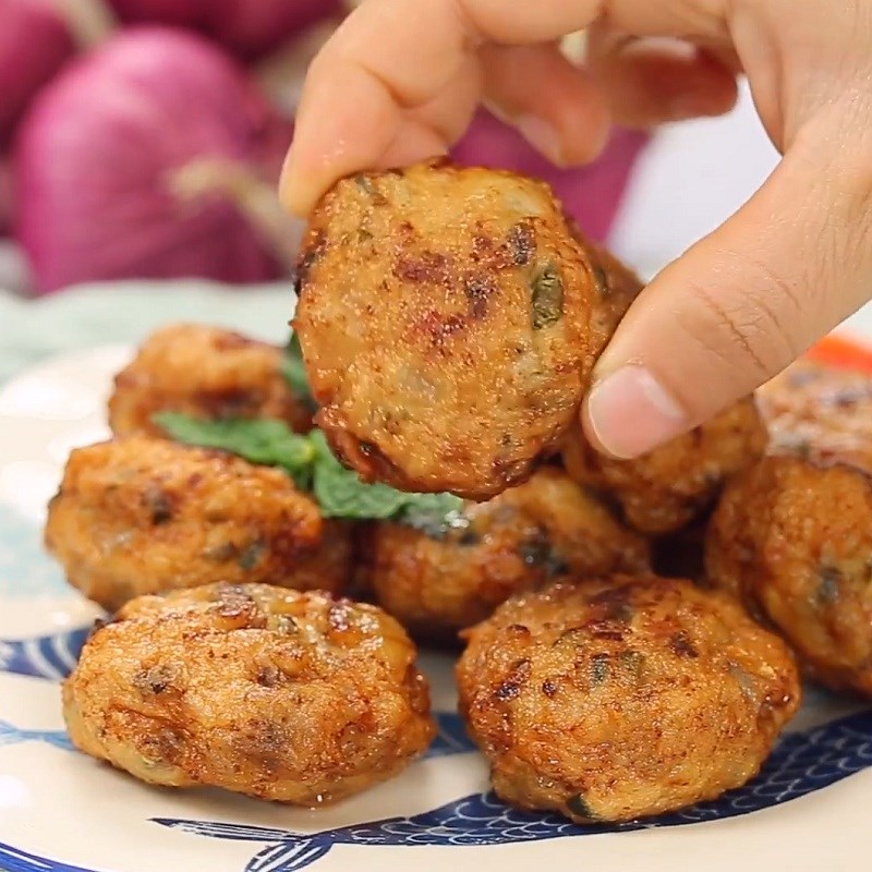 Bước 6 Thành phẩm Chả ngao (nghêu) chiên giòn