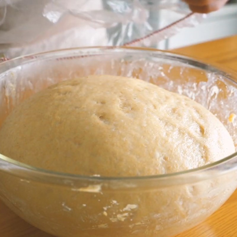 Bước 3 Ủ bột Bánh mì Brioche - bánh mì hoa cúc bằng bột nguyên cám