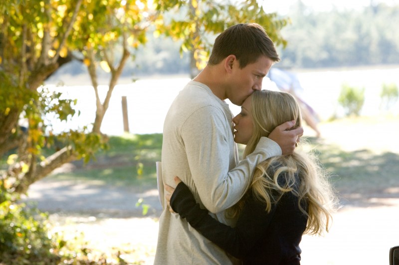 Top 10 phim hay về tình yêu, lãng mạn nhất mọi thời đại 12 Dear John (Thư Tình Nơi Chiến Trận)