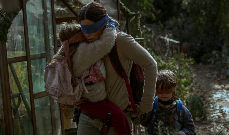 Bird Box (Lồng Chim)