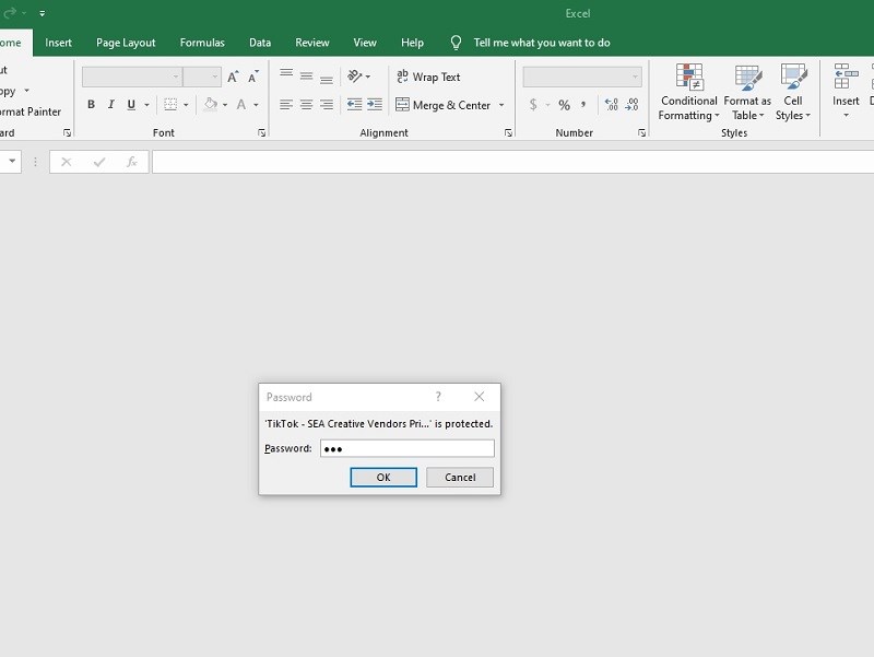 Mở file Excel bị khóa và nhập mật khẩu.