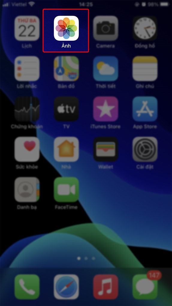 Mở ứng dụng Ảnh tr&ecirc;n iPhone