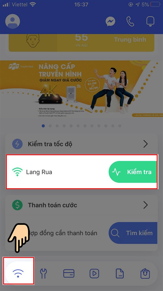 Bấm vào biểu tượng Wifi góc trái bên dưới màn hình