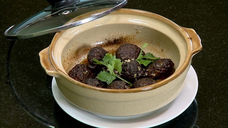 Nấm đông cô kho thơm và sả ớt