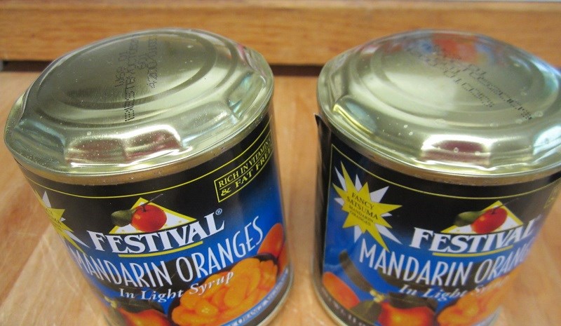 Đồ hộp bị phồng l&ecirc;n do nhiễm khuẩn