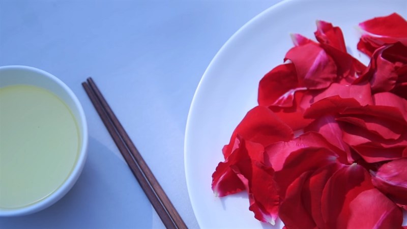 Nguyên liệu món ăn 2 cách làm hoa hồng chiên