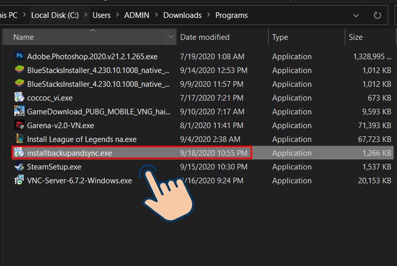  Click đ&uacute;p v&agrave;o file vừa tải.