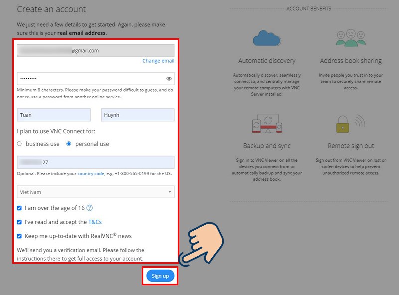  Nhập thông tin đầy đủ của bạn vào ô và chọn Sign up.