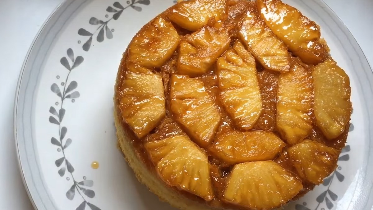 bánh bông lan dứa