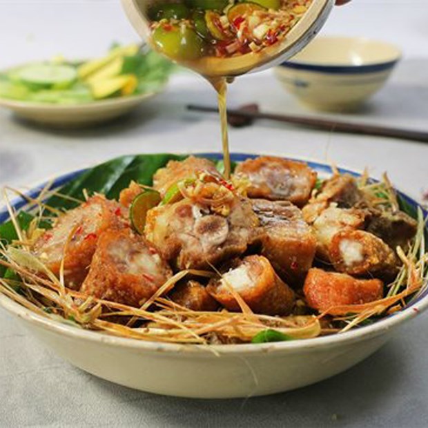 3 cách làm đuôi heo chiên mắm tắc, nước mắm và chiên giòn cực ngon