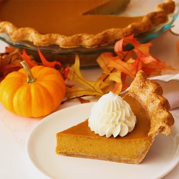 Cách làm bánh bí đỏ (Pumpkin pie) cho ngày Lễ Tạ Ơn thơm ngon, hấp dẫn